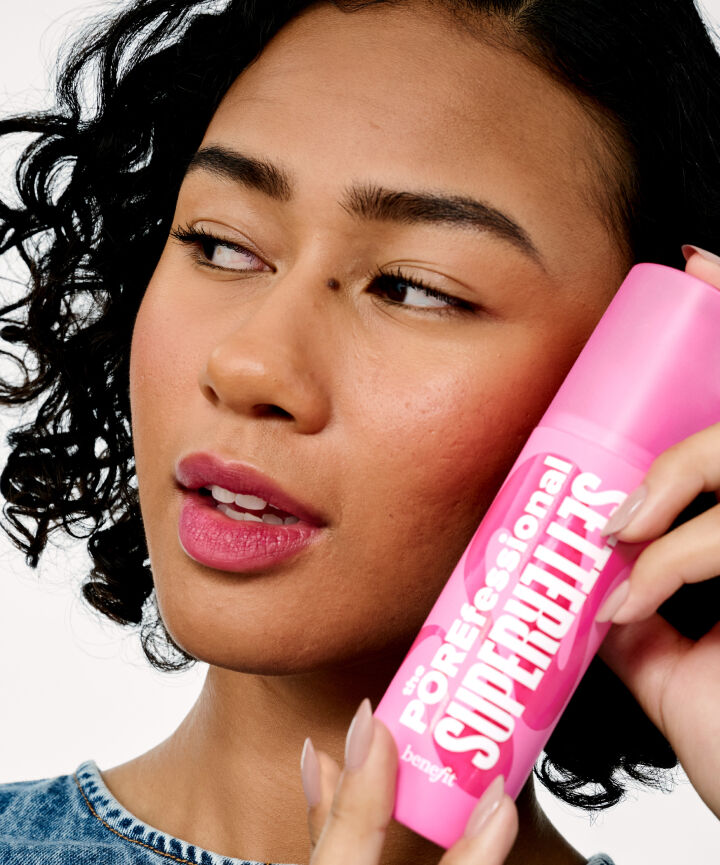 model holding setting spray