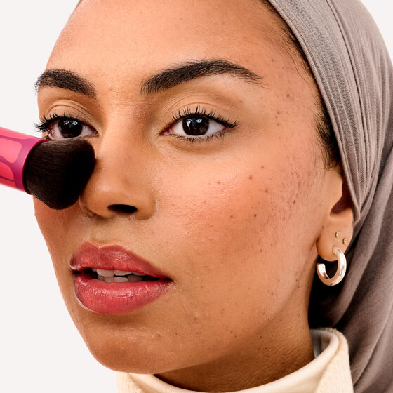 Model using Wave Maker to apply Hoola Wave